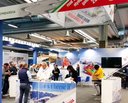stand montagne di lombardia