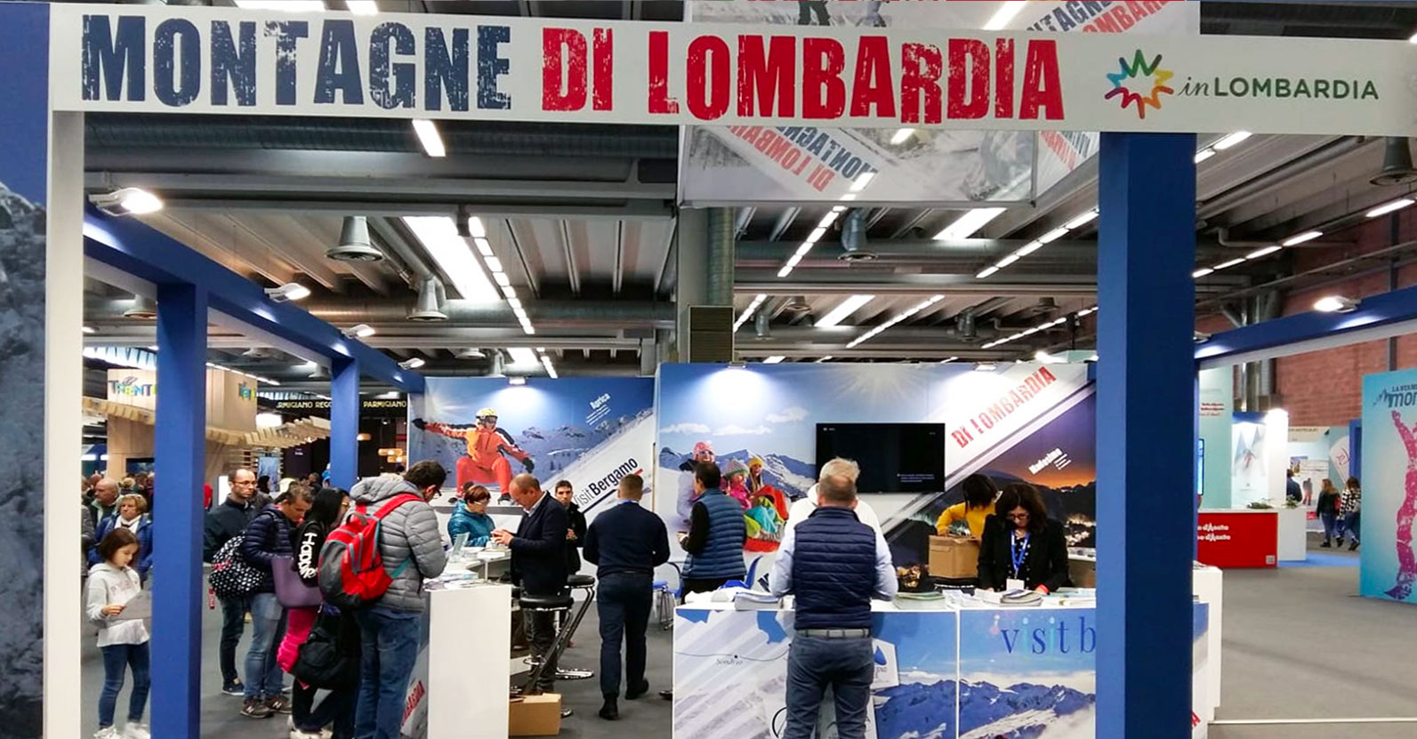 stand montagne di lombardia