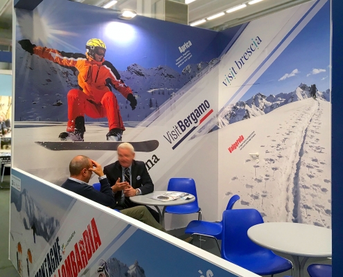 stand montagne di lombardia